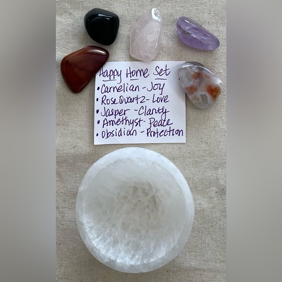 Crystal Intention Set HAPPY HOME 5 Tumbled Stones with Small Selenite Bowl - Picture 4 of 4